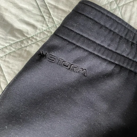 Under Armour Sweatpants - Picture 6 of 9